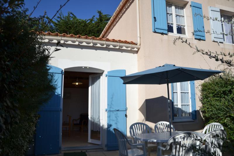 APPA BJ06057 / Noirmoutier : Location vacances pour 6 personnes avec accès direct à la plage